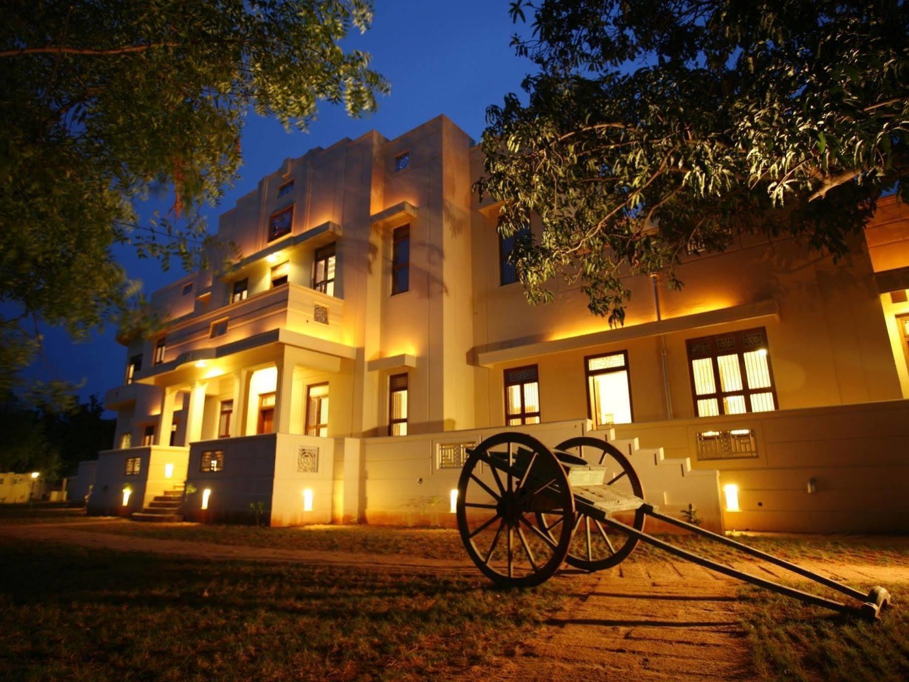 Visalam Chettinad Palace - A Cgh Earth Experience Kānādukāttān Eksteriør billede