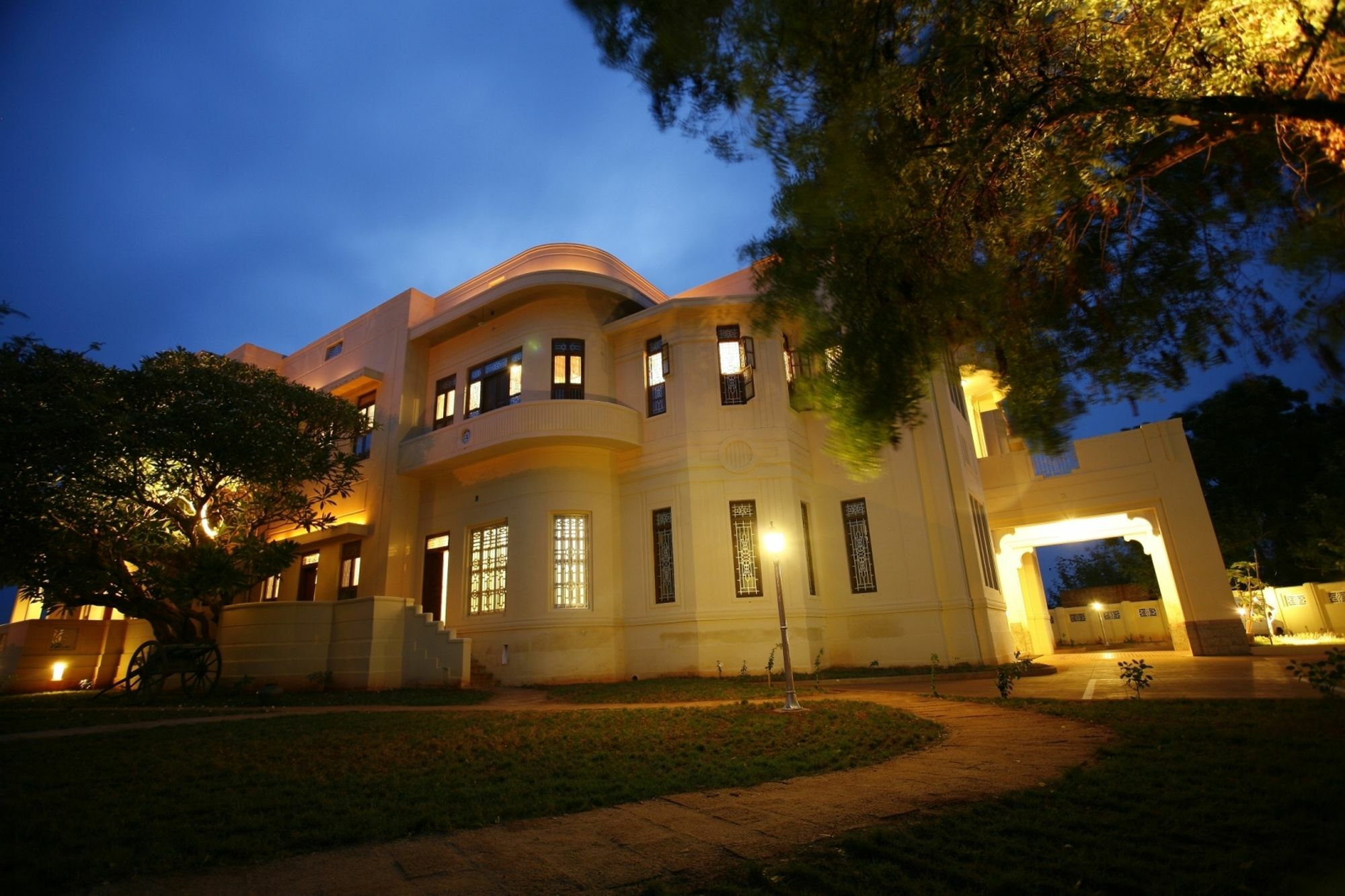 Visalam Chettinad Palace - A Cgh Earth Experience Kānādukāttān Eksteriør billede